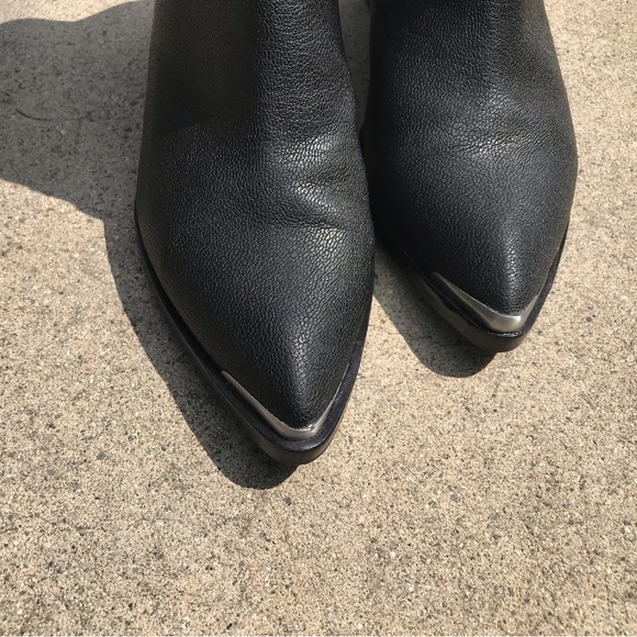 Calvin Klein Jeans Narice Stretch Pebble Booties - Picture 3 of 11
